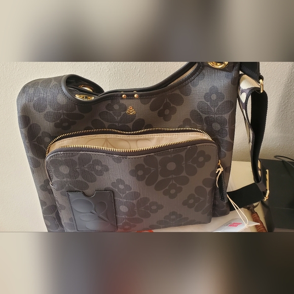 💕Orla Kiely Midi Crossbody In FLOWER TILE CHARCOAL (ULTRA RARE PRINT)💕 - Picture 7 of 12